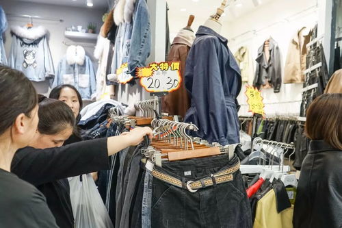 廣州3大服裝批發(fā)市場年底清倉 韓劇同款低至20元,沖鴨